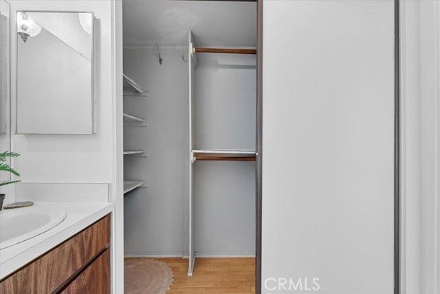 320 Mchenry Road 23, Glendale, CA 91206