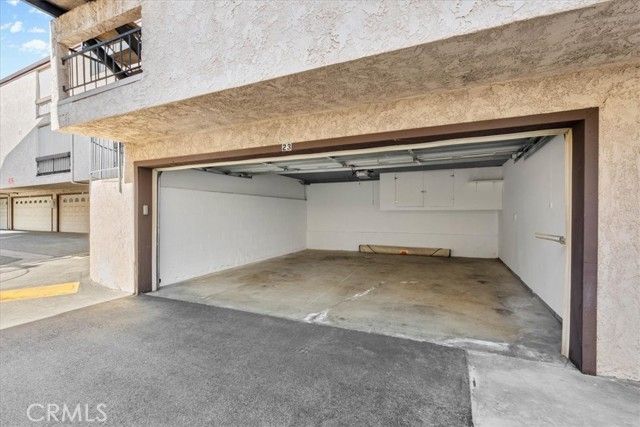 320 Mchenry Road 23, Glendale, CA 91206