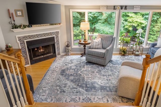 711 Cauthen Way, Signal Mountain, TN 37377