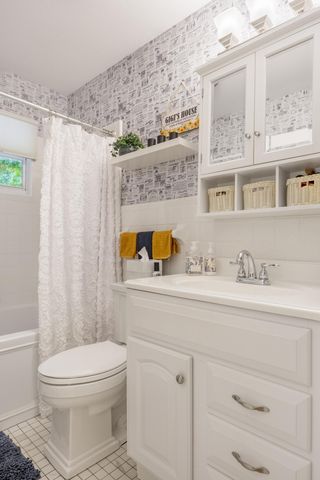 711 Cauthen Way, Signal Mountain, TN 37377