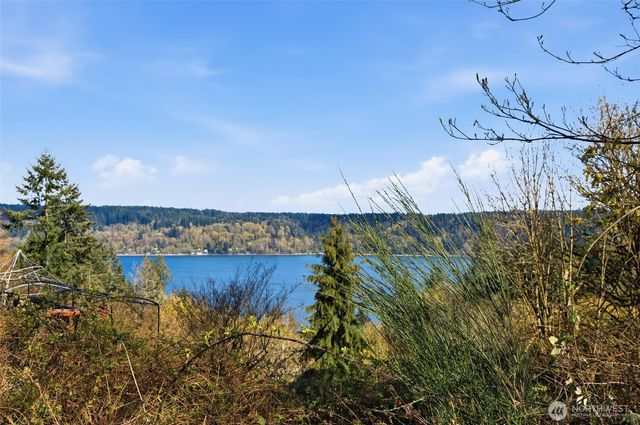9999 Fetters Lane SE, Olalla, WA 98359