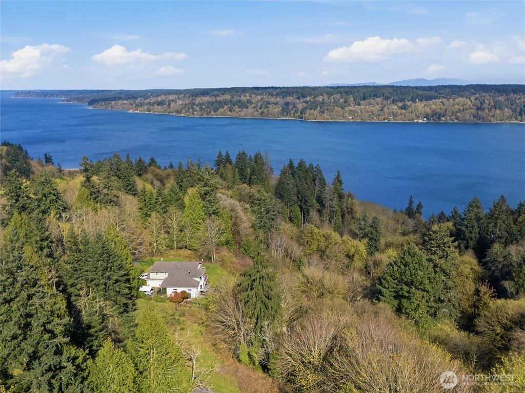 9999 Fetters Lane SE, Olalla, WA 98359