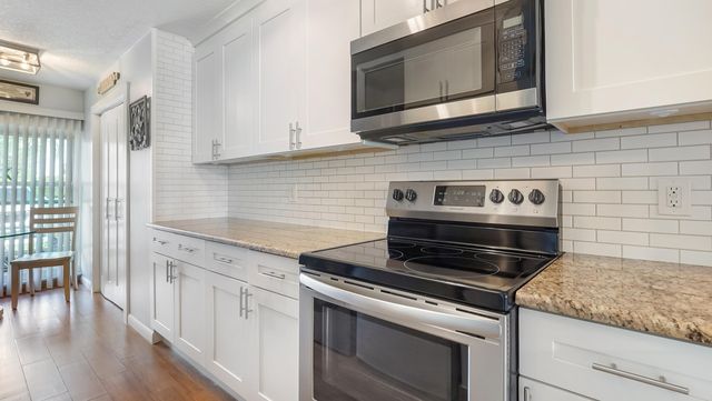 5620 Queen Palm Court C, Delray Beach, FL 33484