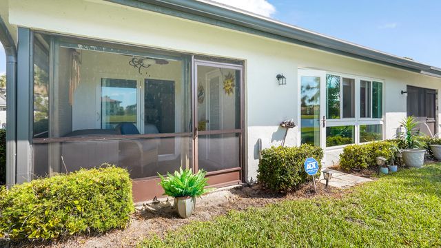 5620 Queen Palm Court C, Delray Beach, FL 33484