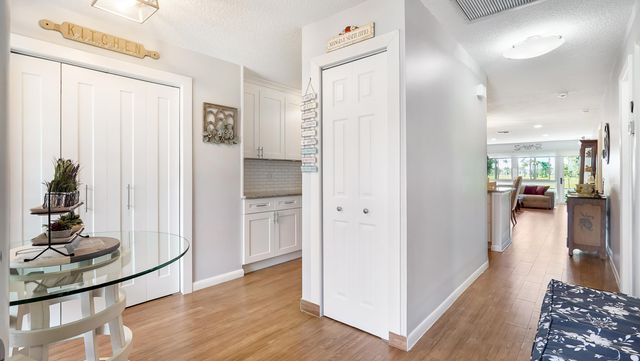 5620 Queen Palm Court C, Delray Beach, FL 33484