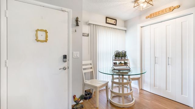 5620 Queen Palm Court C, Delray Beach, FL 33484