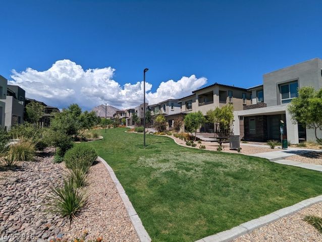 11657 Bearpaw Meadow Avenue, Las Vegas, NV 89138