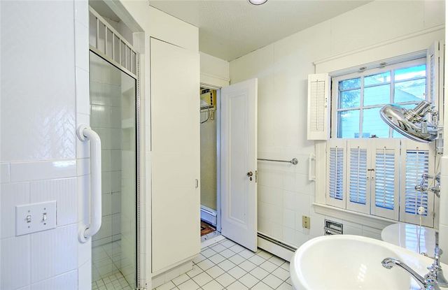 39 Harwich Road, Providence, RI 02906