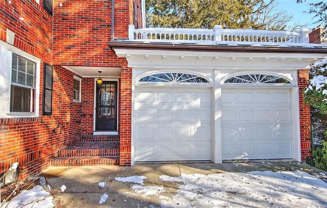 39 Harwich Road, Providence, RI 02906