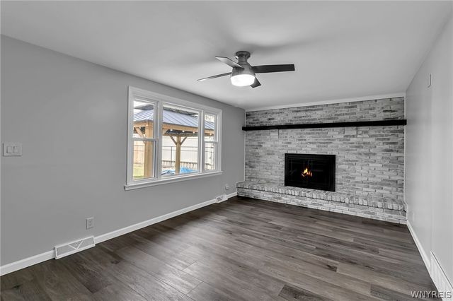 345 Colonial Drive, Grand Island, NY 14072