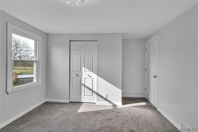 345 Colonial Drive, Grand Island, NY 14072