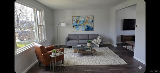 345 Colonial Drive, Grand Island, NY 14072