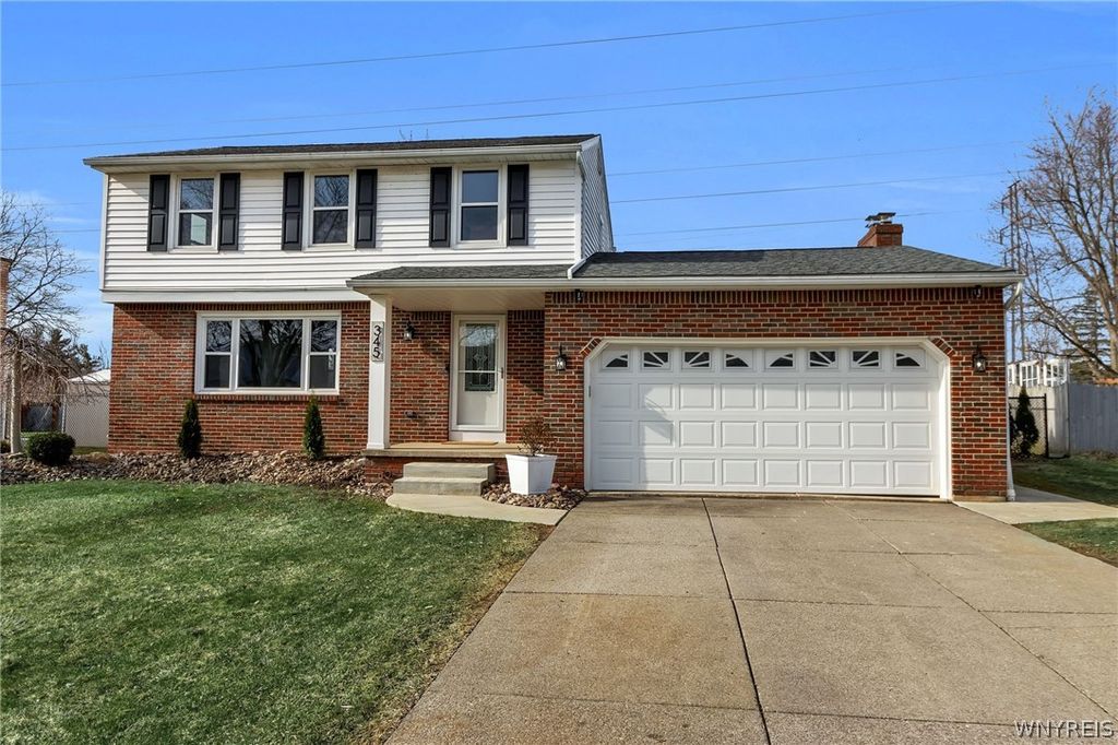 345 Colonial Drive, Grand Island, NY 14072