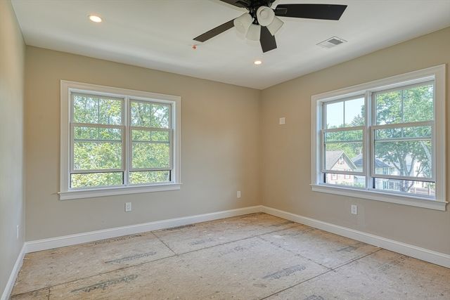 369 Grant 2, Framingham, MA 01702