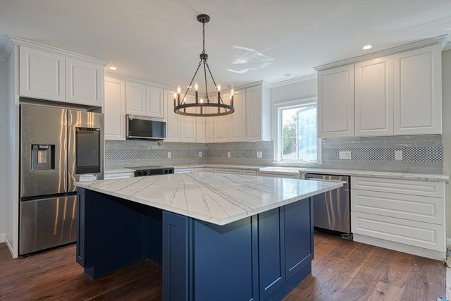 369 Grant 2, Framingham, MA 01702