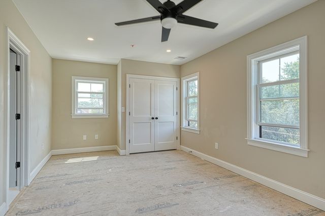 369 Grant 2, Framingham, MA 01702