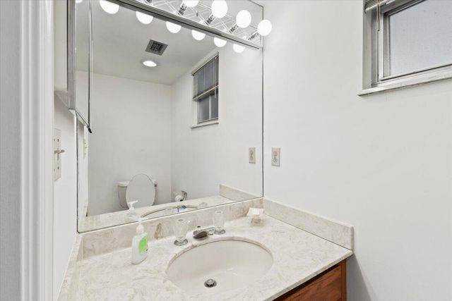 233 Rio Vista Circle 233, Atlantis, FL 33462