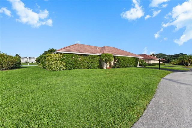 233 Rio Vista Circle 233, Atlantis, FL 33462