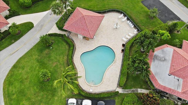 233 Rio Vista Circle 233, Atlantis, FL 33462