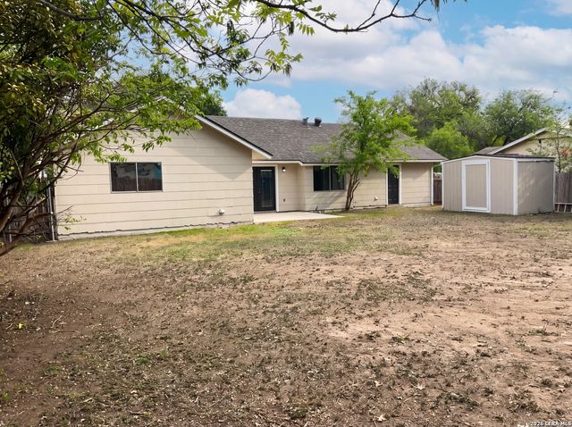225 La Jolla, Live Oak, TX 78233