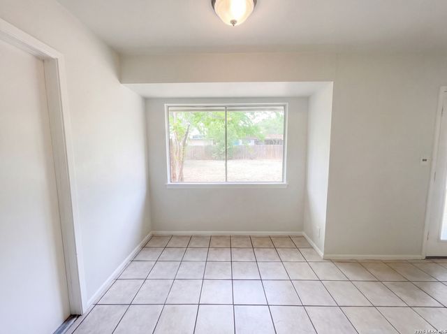 225 La Jolla, Live Oak, TX 78233