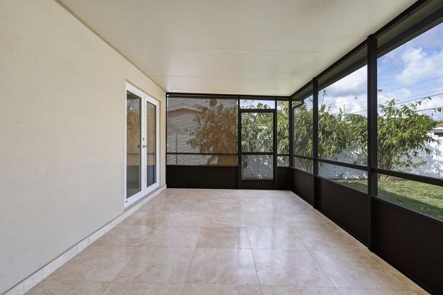 2475 NE 214th Street, Aventura, FL 33180