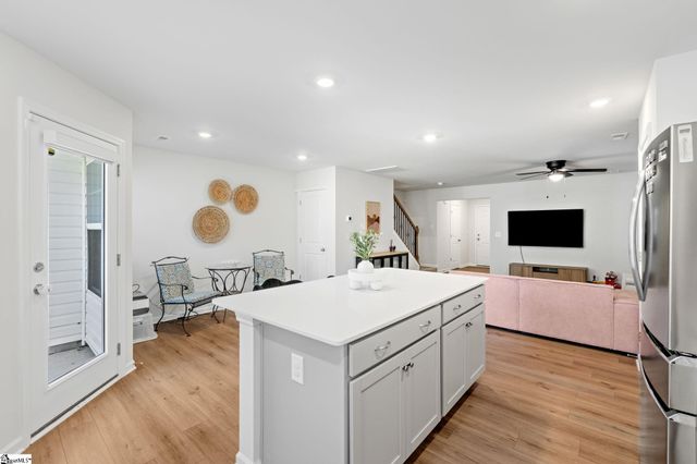 812 Harper Street, Reidville, SC 29375