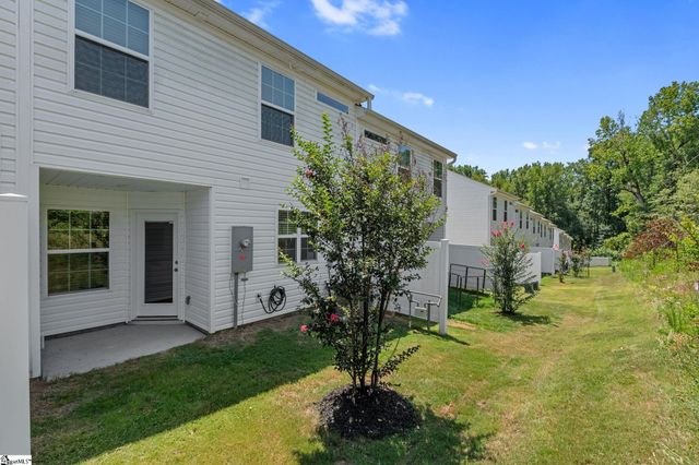 812 Harper Street, Reidville, SC 29375