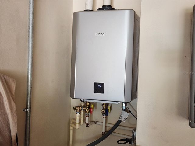 251 W VENTRIS, Maitland, FL 32751