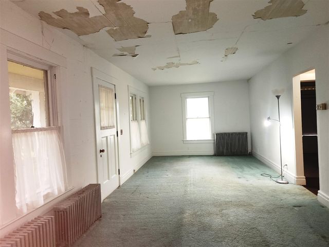 2873 Packard Street, Ann Arbor, MI 48108