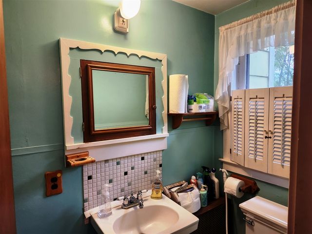 2873 Packard Street, Ann Arbor, MI 48108