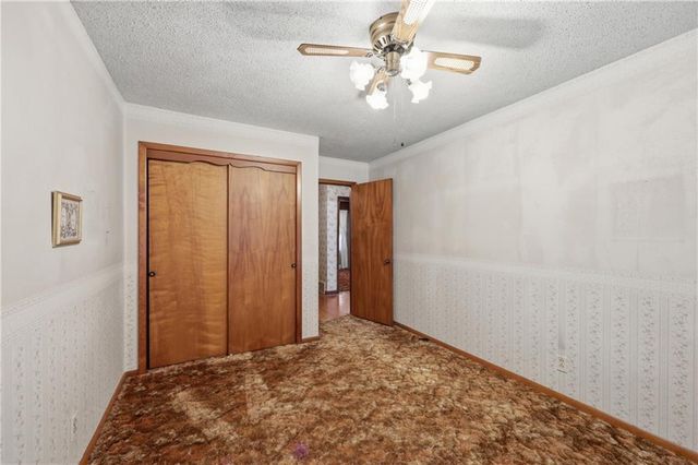 2419 S Ellison Way, Independence, MO 64055