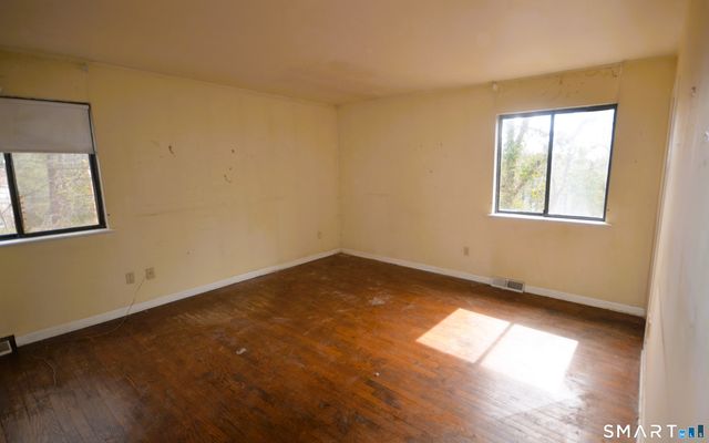 215 Saxonwood Road, Fairfield, CT 06824