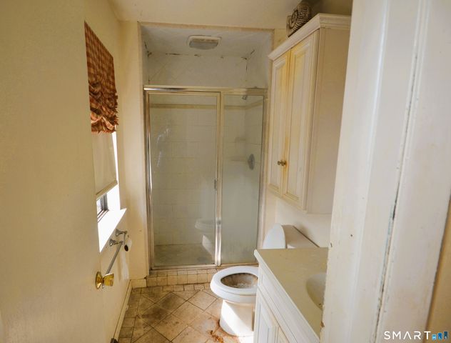 215 Saxonwood Road, Fairfield, CT 06824