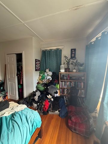 11 Banks Street C, Waltham, MA 02451
