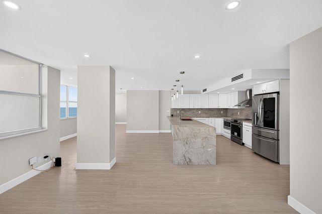 209 N Fort Lauderdale Beach Boulevard N 8a, Fort Lauderdale, FL 33304