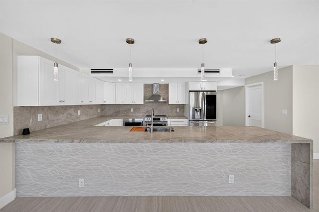 209 N Fort Lauderdale Beach Boulevard N 8a, Fort Lauderdale, FL 33304