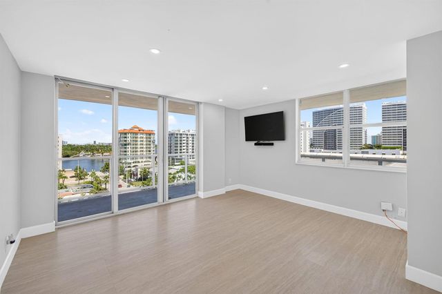 209 N Fort Lauderdale Beach Boulevard N 8a, Fort Lauderdale, FL 33304
