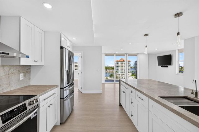 209 N Fort Lauderdale Beach Boulevard N 8a, Fort Lauderdale, FL 33304