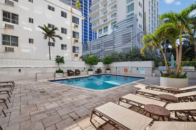 209 N Fort Lauderdale Beach Boulevard N 8a, Fort Lauderdale, FL 33304
