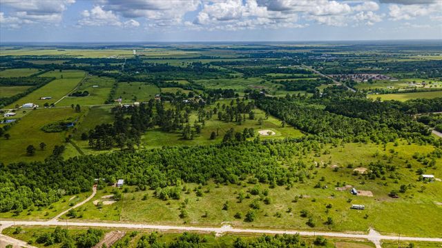 348 Private Road 77003, Liberty, TX 77575