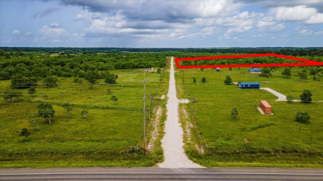 348 Private Road 77003, Liberty, TX 77575