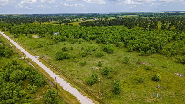 348 Private Road 77003, Liberty, TX 77575