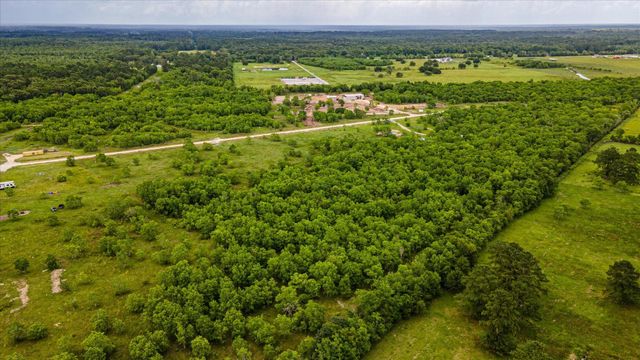348 Private Road 77003, Liberty, TX 77575