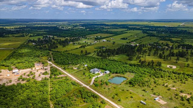 348 Private Road 77003, Liberty, TX 77575