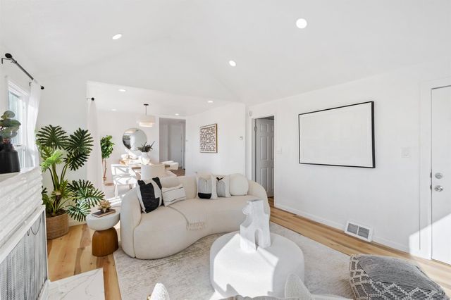 2929 82Nd Ave, Oakland, CA 94605