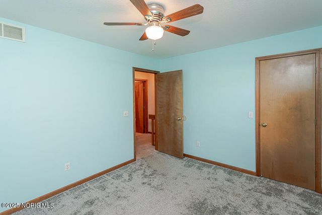 7109 S Springfield Hills Drive, Holland, OH 43528