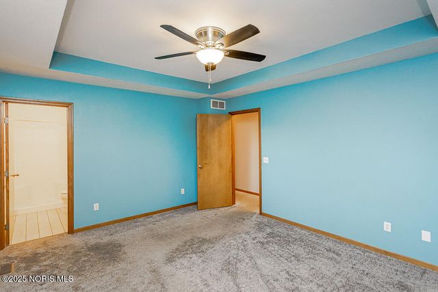 7109 S Springfield Hills Drive, Holland, OH 43528