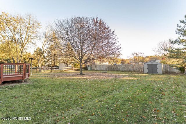 7109 S Springfield Hills Drive, Holland, OH 43528