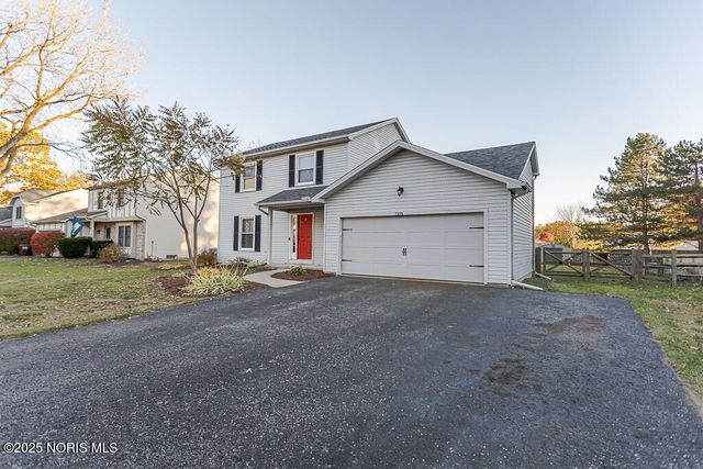 7109 S Springfield Hills Drive, Holland, OH 43528